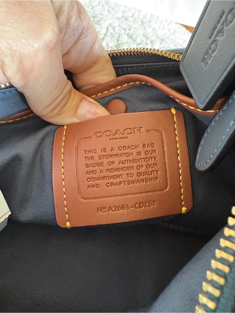 NEW! COACH Denim Juliet 25 Quilted Hobo Gold Hardware, 3 straps included. - Picture 4 of 5